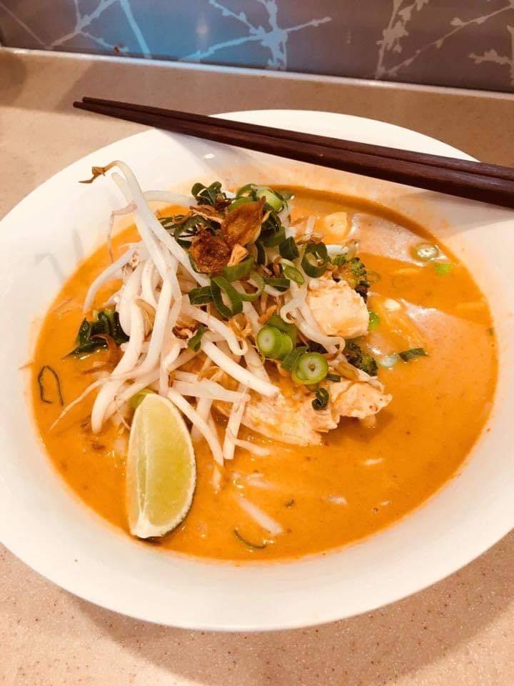 Warm food for thoughts.
 Honey Lemon Chicken is now also available.
 -Dine in
 …